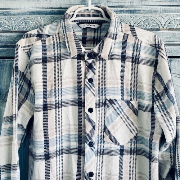 Departwest Men's White Plaid Flannel Shirt - Picture 4 of 11